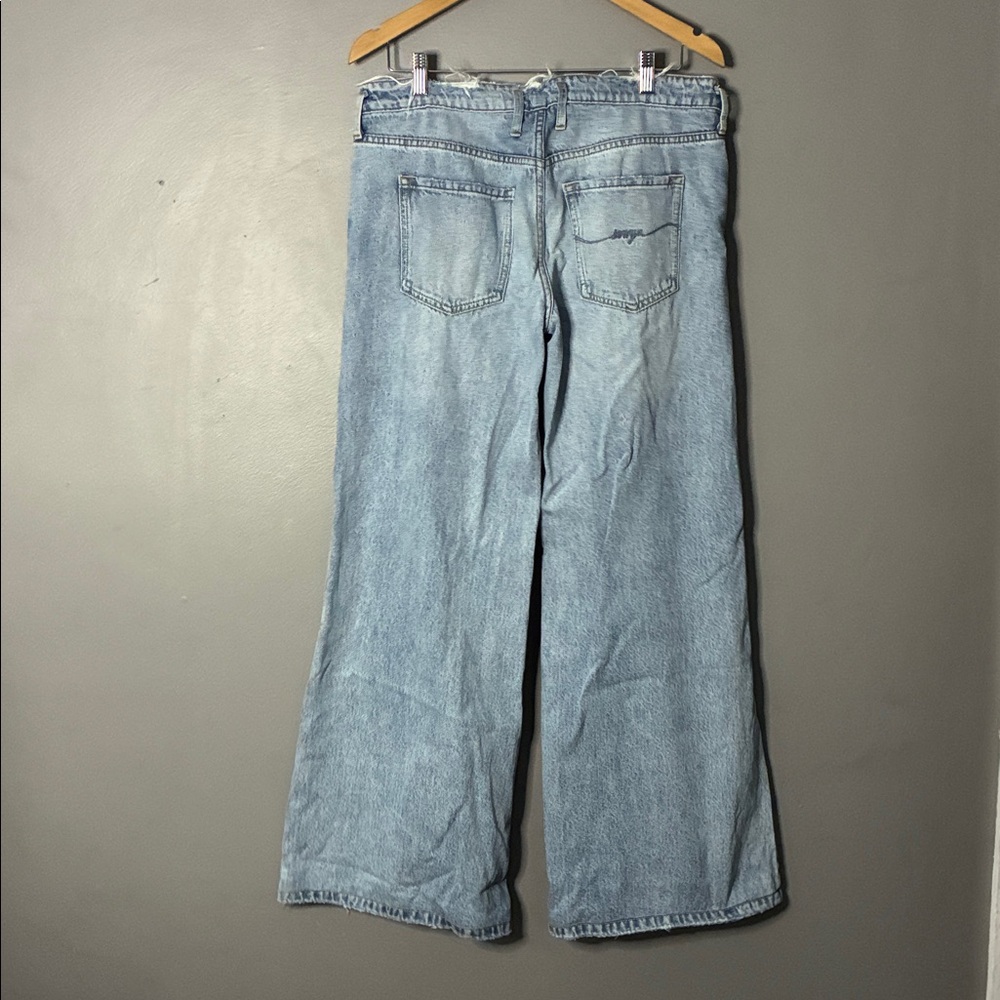 SER.O.YA Wide Leg Flare Jeans | Light Wash Distressed Ripped Trendy Revolve 29/8 - Picture 7 of 11